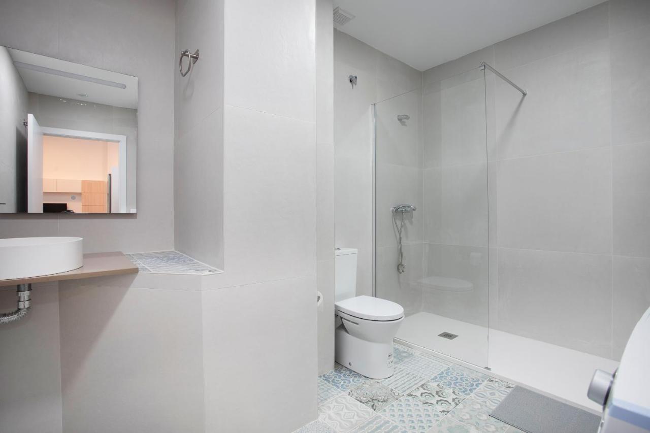 10 Pax, Ac, Wifi Gratis, Ciudad Artes Y Ciencias Apartment Valencia Exterior photo